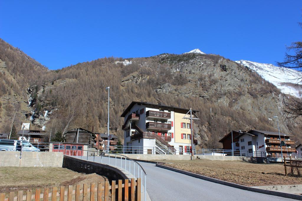 شقة Haus Alpenblick ساس-غروند المظهر الخارجي الصورة